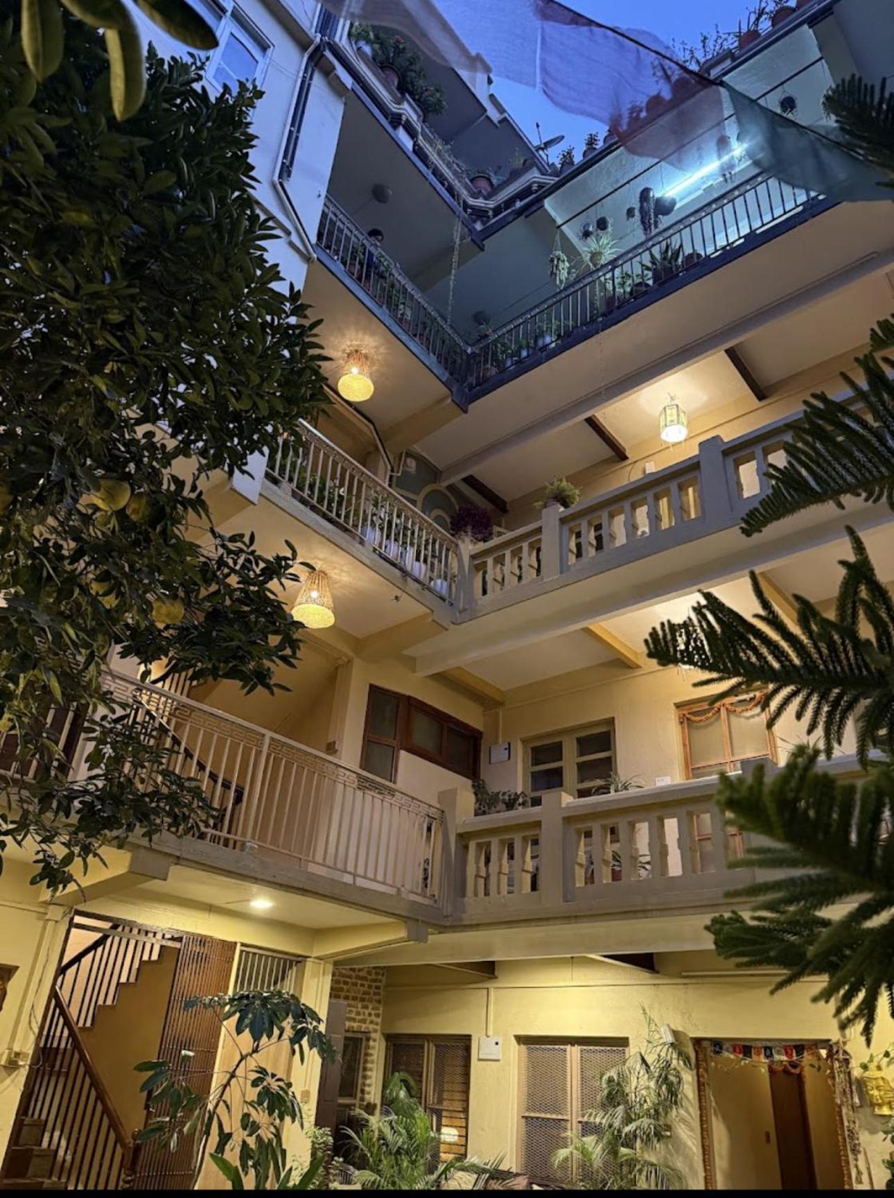The Melo Pomelo Courtyard. Apartment Kathmandu Exterior photo